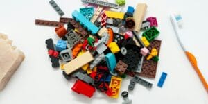 How to Clean Lego