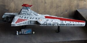 LEGO Star Wars Venator-Class Republic Attack Cruiser 75367 Review: A UCS Dream for Clone Wars Fans