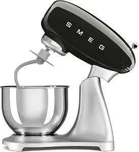 SMEG SMF04 5-Qt Classico Stand Mixer